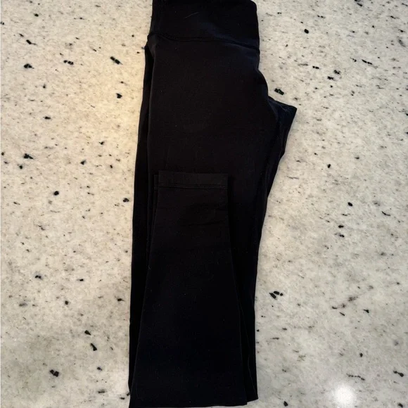 Used wunder under Lulu lemon full length - Picture 4 of 4
